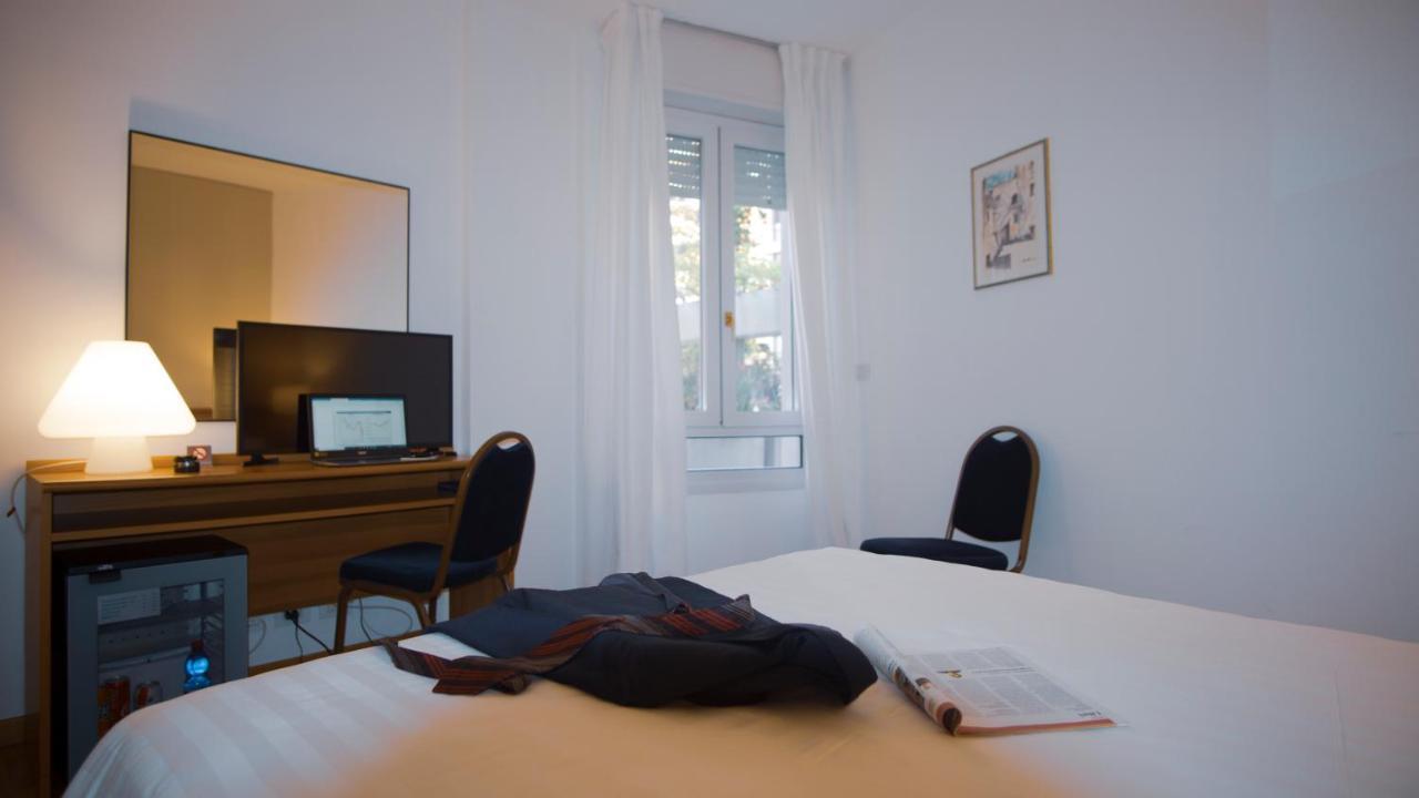 Mistral2 Hotel Oristano Exteriör bild