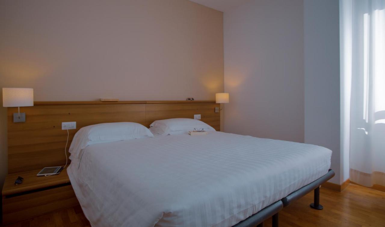 Mistral2 Hotel Oristano Exteriör bild