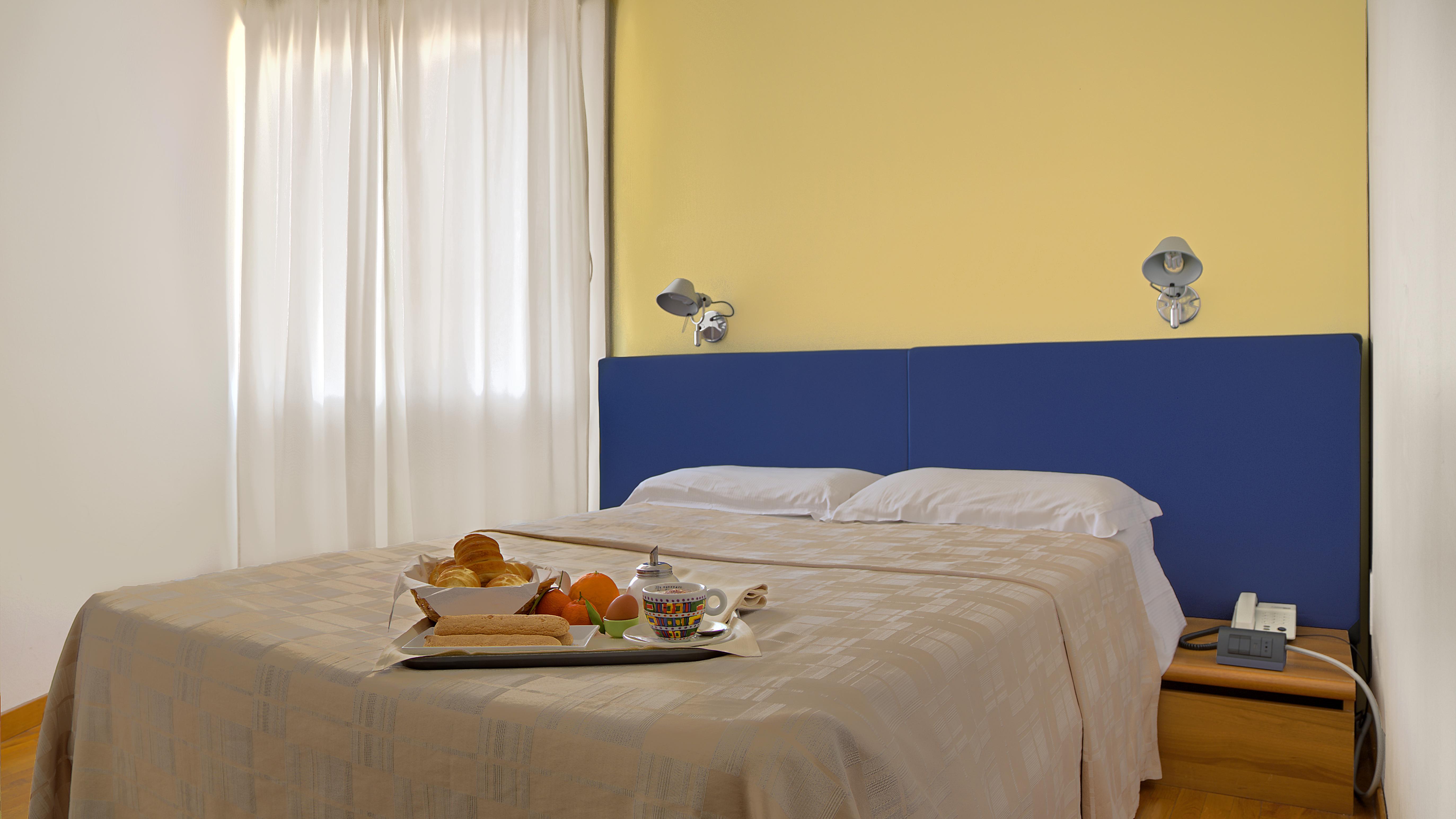Mistral2 Hotel Oristano Exteriör bild