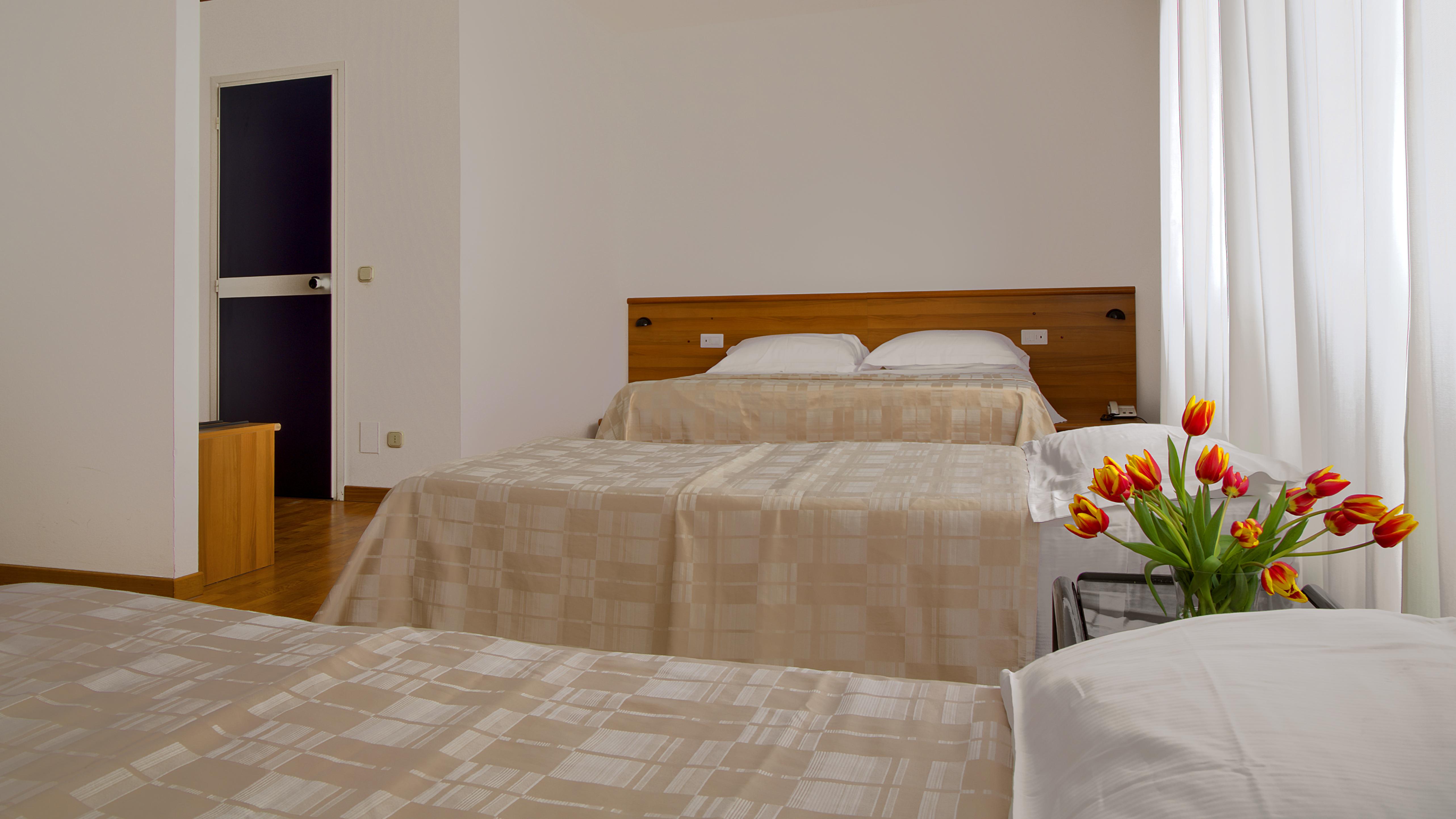 Mistral2 Hotel Oristano Exteriör bild