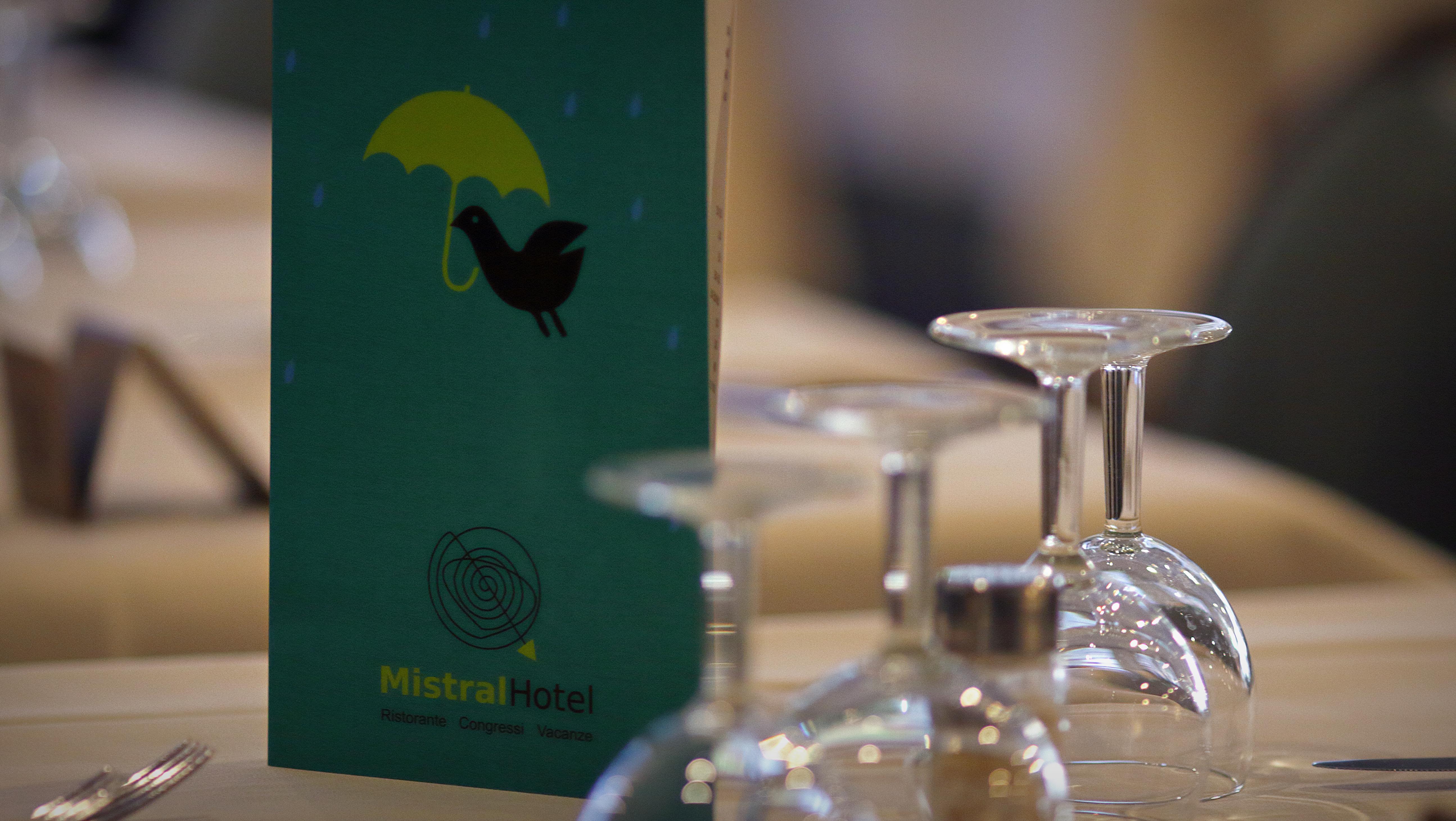 Mistral2 Hotel Oristano Exteriör bild
